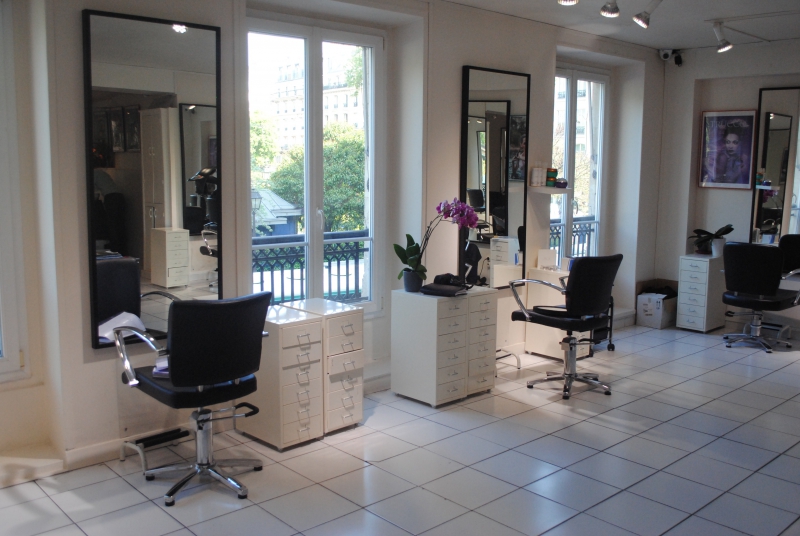 salon-coiffure-ST AUBAN-min_floor-home-office-property-living-room-room-781228-pxhere.com